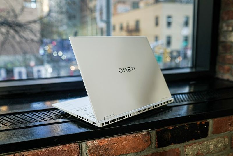 HP Omen Transcend 14 Laptop