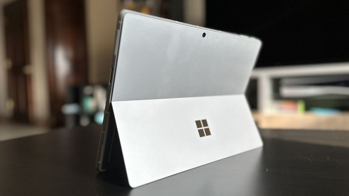 Surface Pro 9 display showcasing vibrant colors